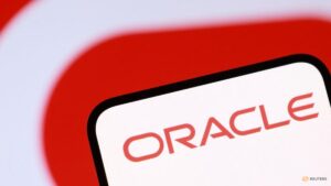 Analisis strategi AI Oracle dan dampak utang terhadap peringkat kredit