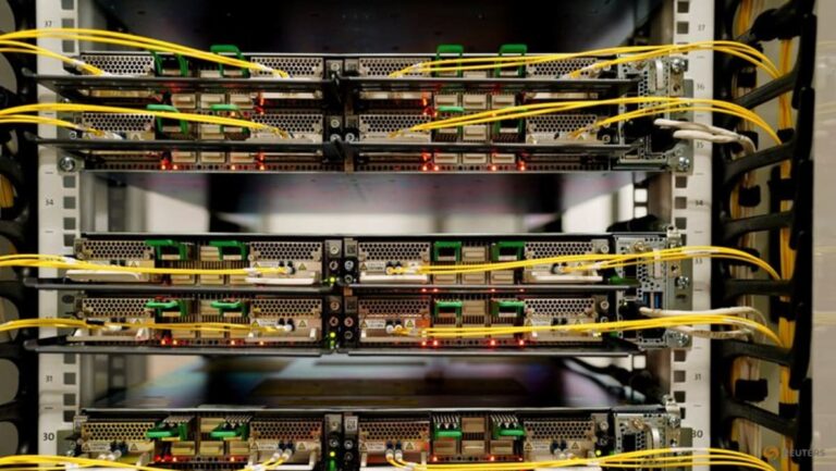 Big Tech Berkomitmen Rp 16.500 Triliun untuk Data Center AI